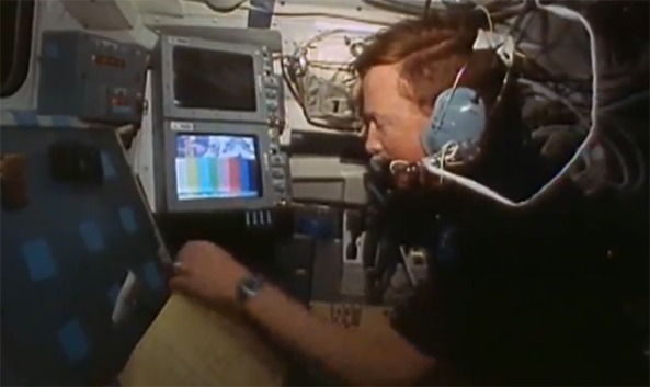 Richard Richards KB5SIW Receiving SSTV on Space Shuttle STS-50
