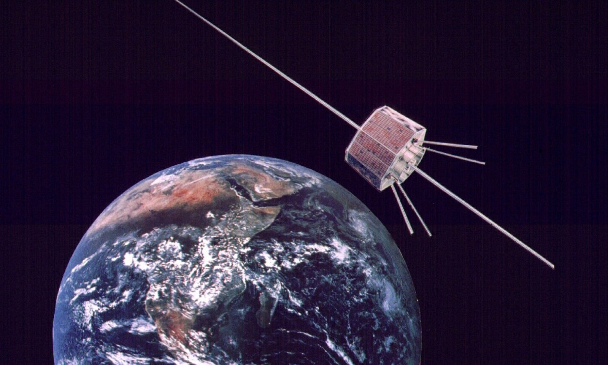 Artists impression of OSCAR 7 in Space