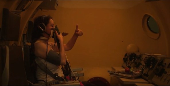 Private Spacefarer Sarah Brightman Undergoes Medical Tests