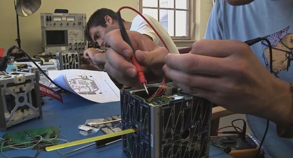 Phonesat Construction