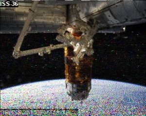 RS0ISS SSTV 20130905 1228Z - Image credit Pete Sipple M0PSX