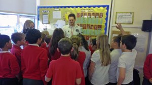 Wouter Weggelaar PA3WEG talking about FUNcube-1 to students at Abbeys Primary School in Bletchley