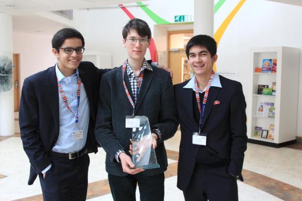 St Paul's Team Impulse - UK CanSat 2015 Winners - Image Credit ESERO-UK