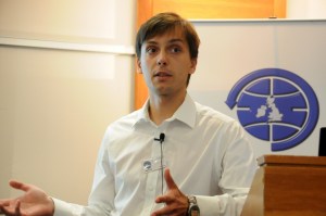 Aleksander Lidtke at 2014 AMSAT-UK International Space Colloquium - Image DK3WN