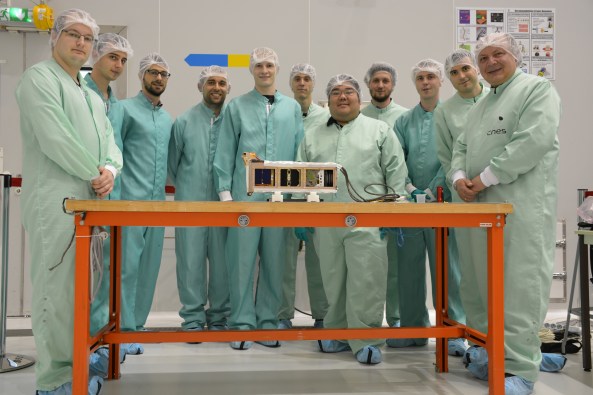 The entire Fly Your Satellite 2016 delegation with CubeSats in P-Pod
