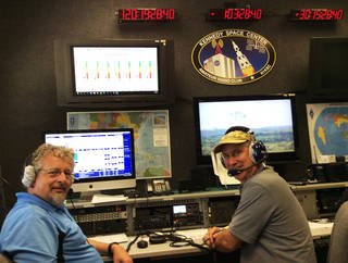 Kennedy Space Center Amateur Radio Club members Dennis Veselka KI4KNC and Scott Vangen WB0QMZ
